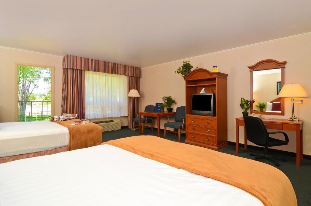 Red Arrow Inn & Suites, A Travelodge By Wyndham Montrose Kültér fotó